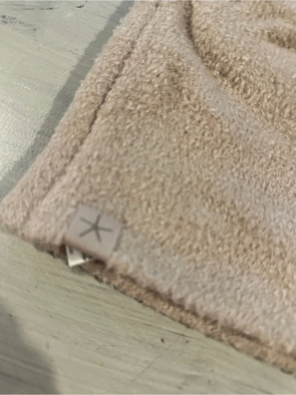 Barefoot Dreams®CozyChic Lite® Adult Beanie Taupe NWOT